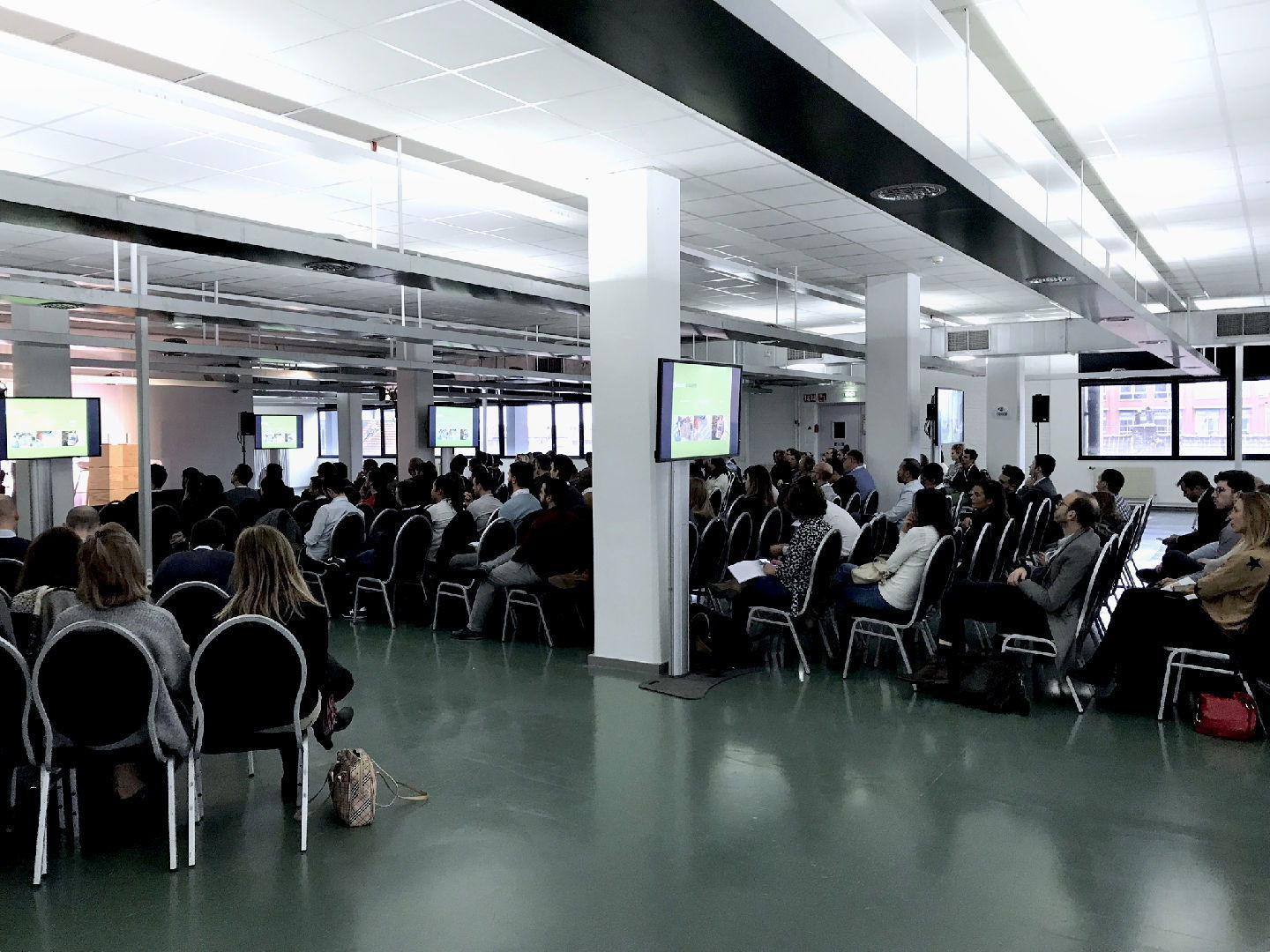 incubateur pitch workshop social media tech numerique